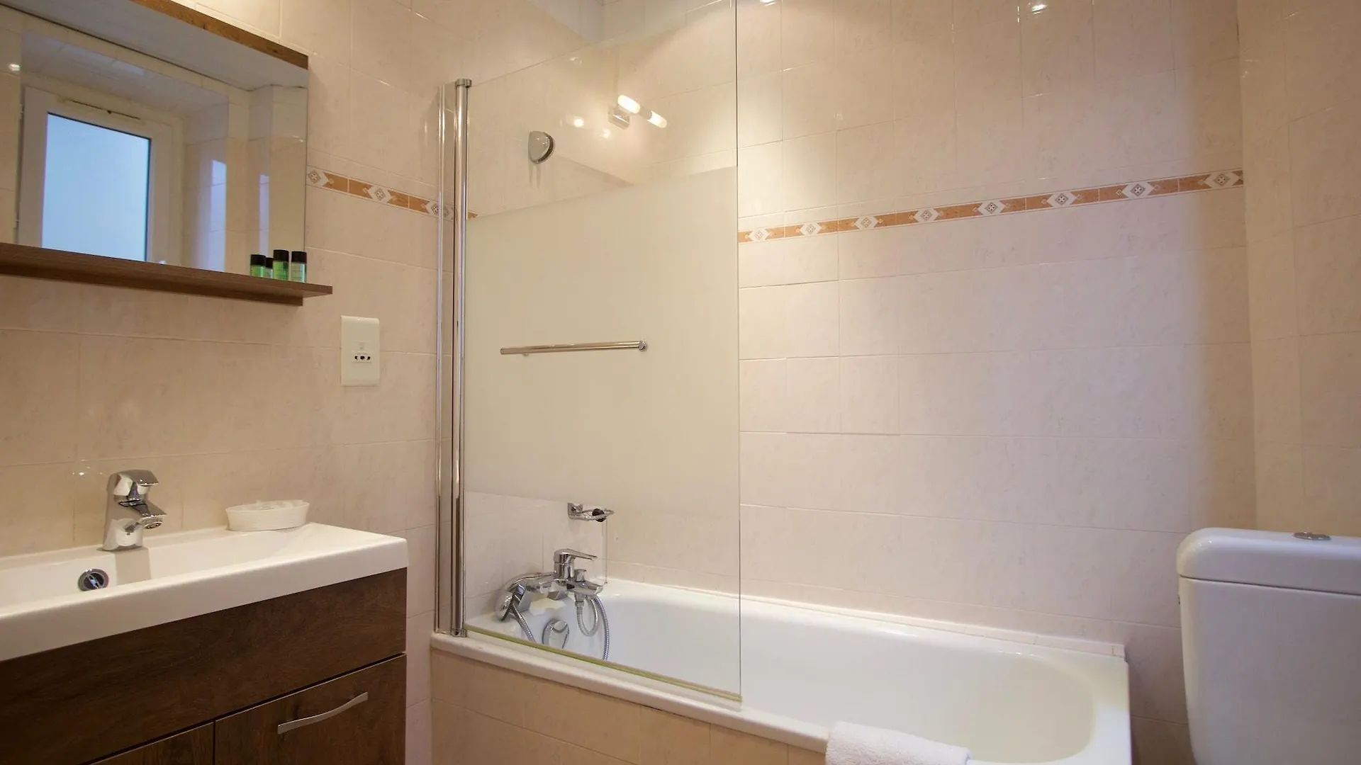 Hotel Chopin 2*